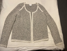 Warme Strickjacke mit Alpaka