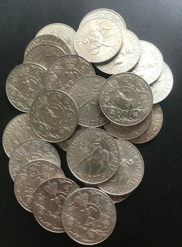 25x 1977 royal mint queen - royal,