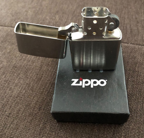 Neu unbenutz zippo chrom - neu,