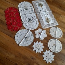 9 verschieden große Weihnachtsdeckchen unbenutzt