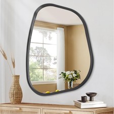 Dekorativer Wandspiegel mit