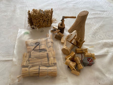 Krippenzubehör, z.B. Heu, Strohballen, Brunnen, Hackstock, usw. siehe Foto"2"