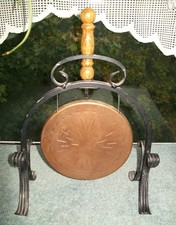 Tisch Gong aus Eisen und