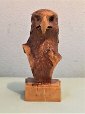 Adler Kopf aus Olivenholz. Höhe ca 22 cm. breite ca 10 cm.
