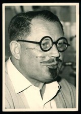 Mann mit angeklebtem Bart und falscher Brille - 1960er - Kostüm - Foto 7x10cm