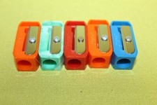 5 DDR Spitzer Rubin Schulspitzer Schule Anspitzer VEB bunt gemischt T3