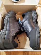 Streifendienstschuhe