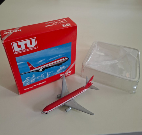 Herpa wings 500 - 1:500, ltu