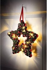 Sternförmiger Türkranz aus