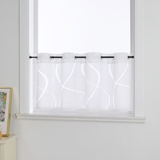 Scheibengardine mit Ösen