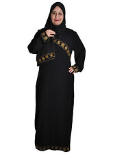 Dubai Abaya im Islamischen