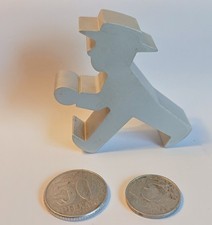Ostalgie DDR,  Ampelmännchen aus Aluminium und 25 DDR-Pfennige