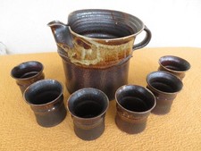 Franz Denk Keramik großer Krug Servierkrug mit 6 Trinkbecher Saftbecher braun