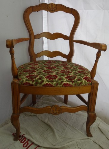 Antiker kleine stuhl - antiker,