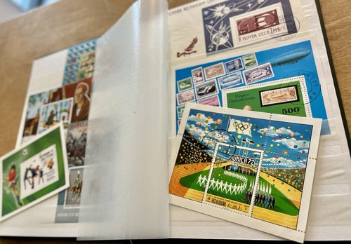Briefmarkenalbum weltweit
