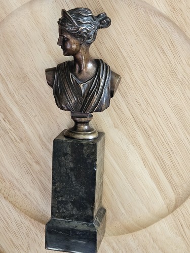 Antike büste der diana - diana, von