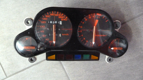 Honda 750 tacho - (rc15),