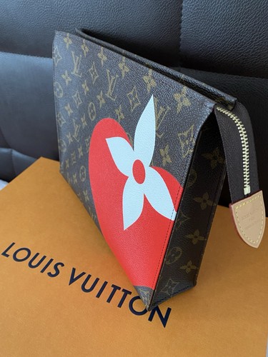 Louis vuitton game pochette - louis, on