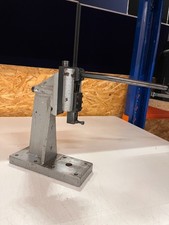 Kniehebelpresse - ca. 1,5 bis