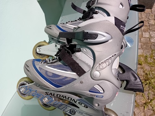 Inlinie skats - ,