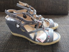 Neue Mustang, Damenschuhe mit