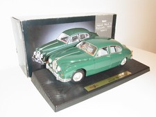 MAISTO TCHIBO Jaguar Mark II Baujahr 1959 1:18 in OVP