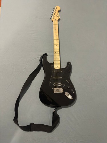 Squier sonic strat - sonic, hss