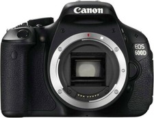 ✔️  CANON EOS 600 D +