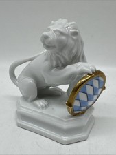 Porzellanfigur Bayrischer Löwe mit Wappen G.13.