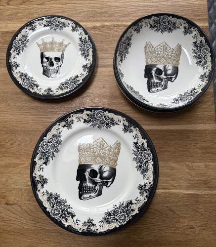 Royal stafford crowned skull - crowned,