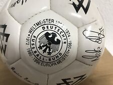 Leder  Fan Fußball ( DFB ) mit Unterschriften der Nationalmannschaft  