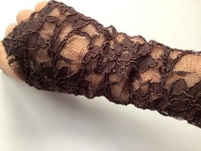 Feine schokobraune Stulpen