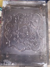 Kaminofen offen Rückwand Metall Ornamete Grill Luftverteiler