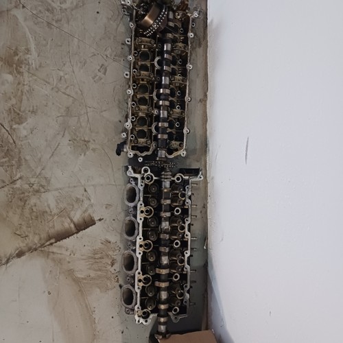 Zylinderkopf links und rechts - zylinderkopf,