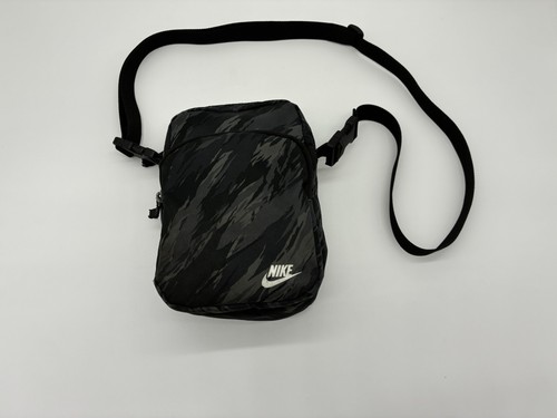 Nike umhängetasche crossbody - nike,