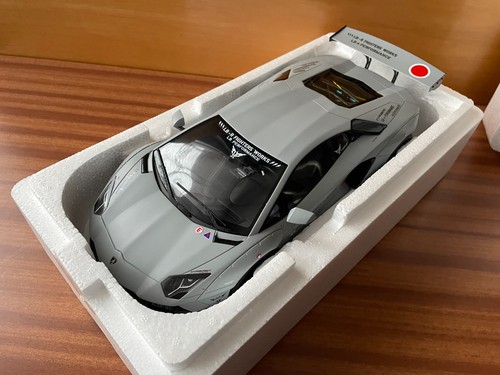 Spirit kyosho - 1:18,