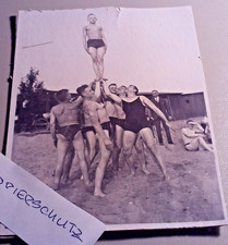 Altes Foto halbnackte junge