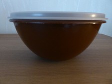 Runde Aufbewahrungsdose mit Deckel von Tupper, 1 l Inhalt