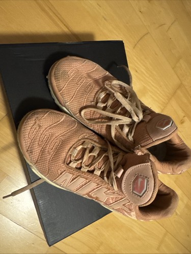 Sneaker ähnlich wie - tns, gr