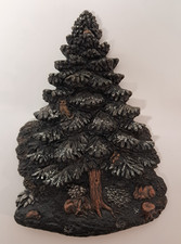 Wintertannenbaum mit Silberschnee und mehreren Tieren - Wachskunst – Handarbeit