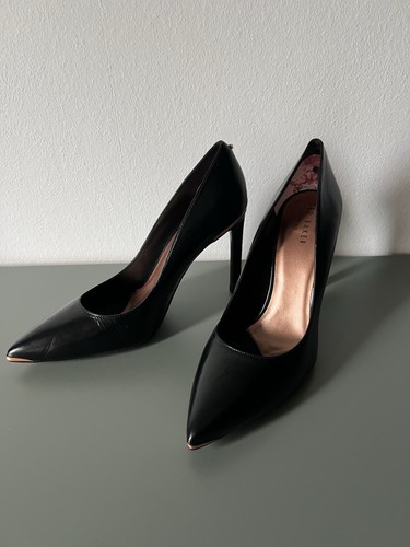 Neu ted baker - ted, melni