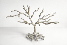 Großer Design-Metallbaum in