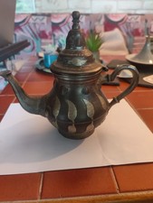 Orientalische Messing Teekanne  – Deko Kanne aus Kairo