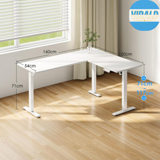 L-förmiger Schreibtisch