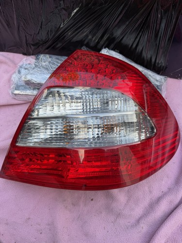 2xmercedes w211 facelift - w211,