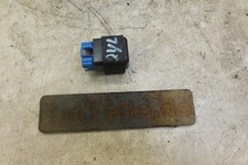 Yamaha XV 535 Virago 2YL Relais Stecker Elektrik Omron