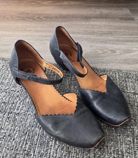 ❤️THINK! Riemchen Pumps * AIDA * Leder * dunkelblau * Gr. 41❤️