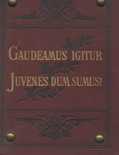 Gaudeamus igitur - gaudeamus,