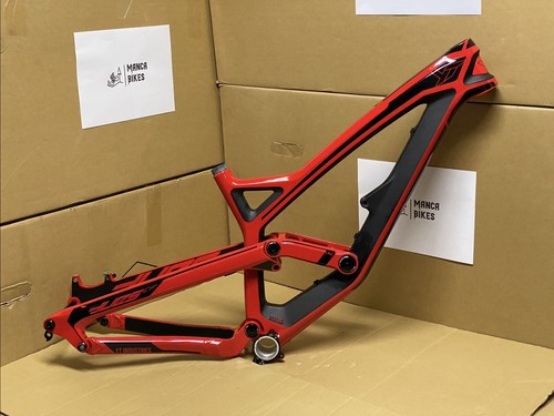 Industries tues pro red - industries,
