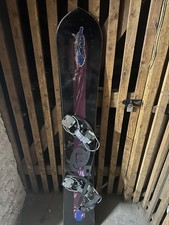 Racesnowboard mit bindung